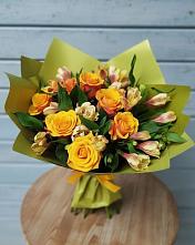 Букет цветов из:  Альстромерии и Розы в Тырети 1-й