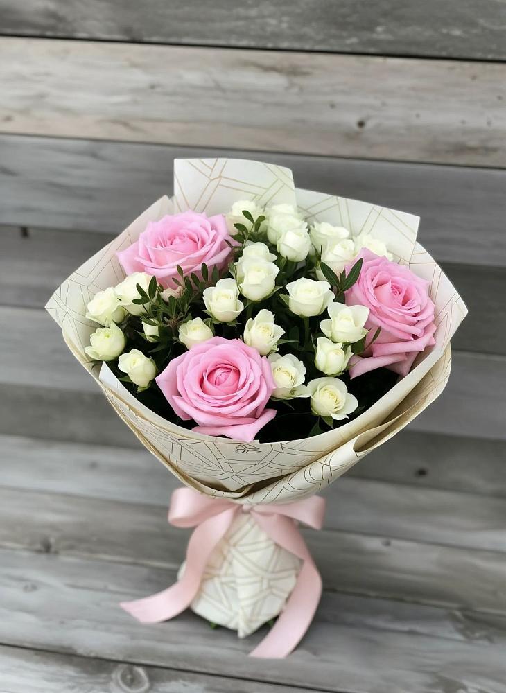 Букет цветов из: Розы в Тырети 1-й