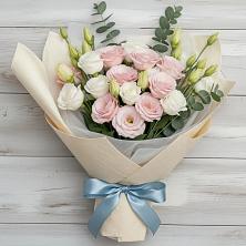 Букет цветов из:  Лизиантусы в Тырети 1-й