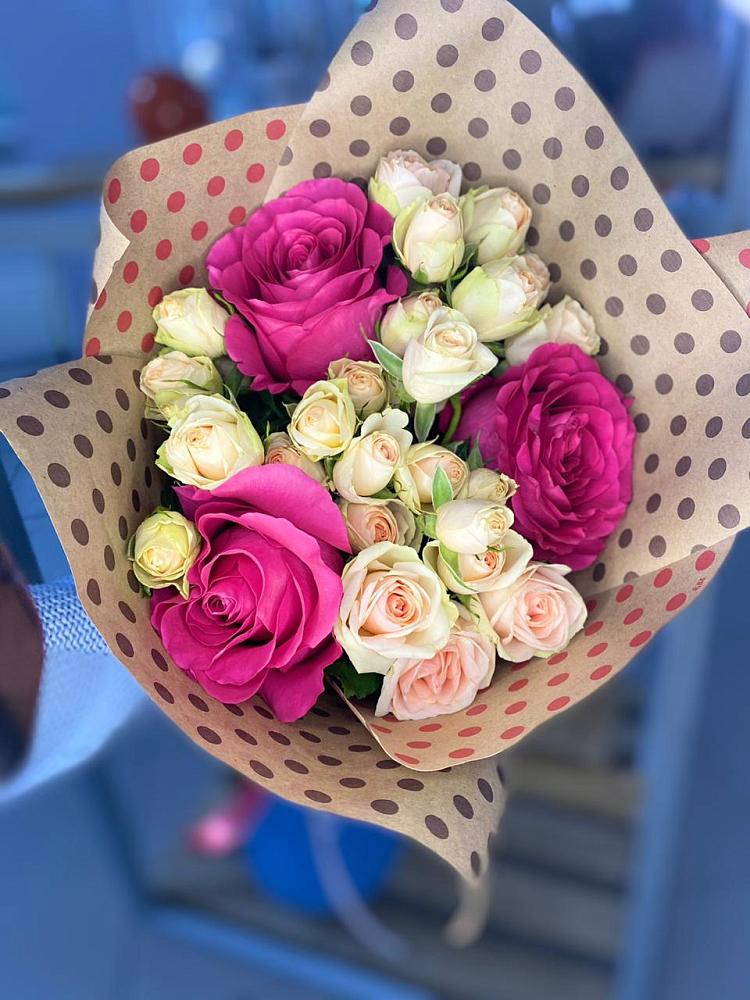 Букет цветов из: Розы в Тырети 1-й