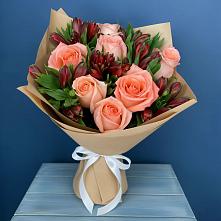 Букет цветов из:  Розы и Альстромерии в Тырети 1-й