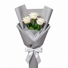 Букет 3 белые розы в Тырети 1-й