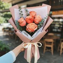 Букет цветов из:  Розы в Тырети 1-й