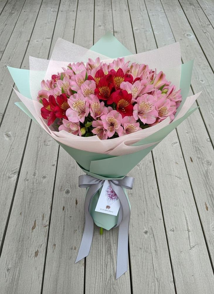 Букет цветов из: Альстромерии в Тырети 1-й