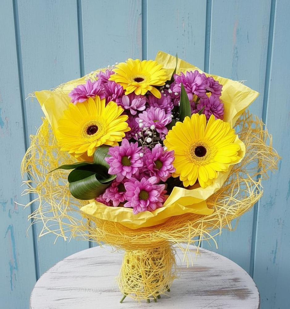 Букет цветов из: Хризантемы и Герберы в Тырети 1-й
