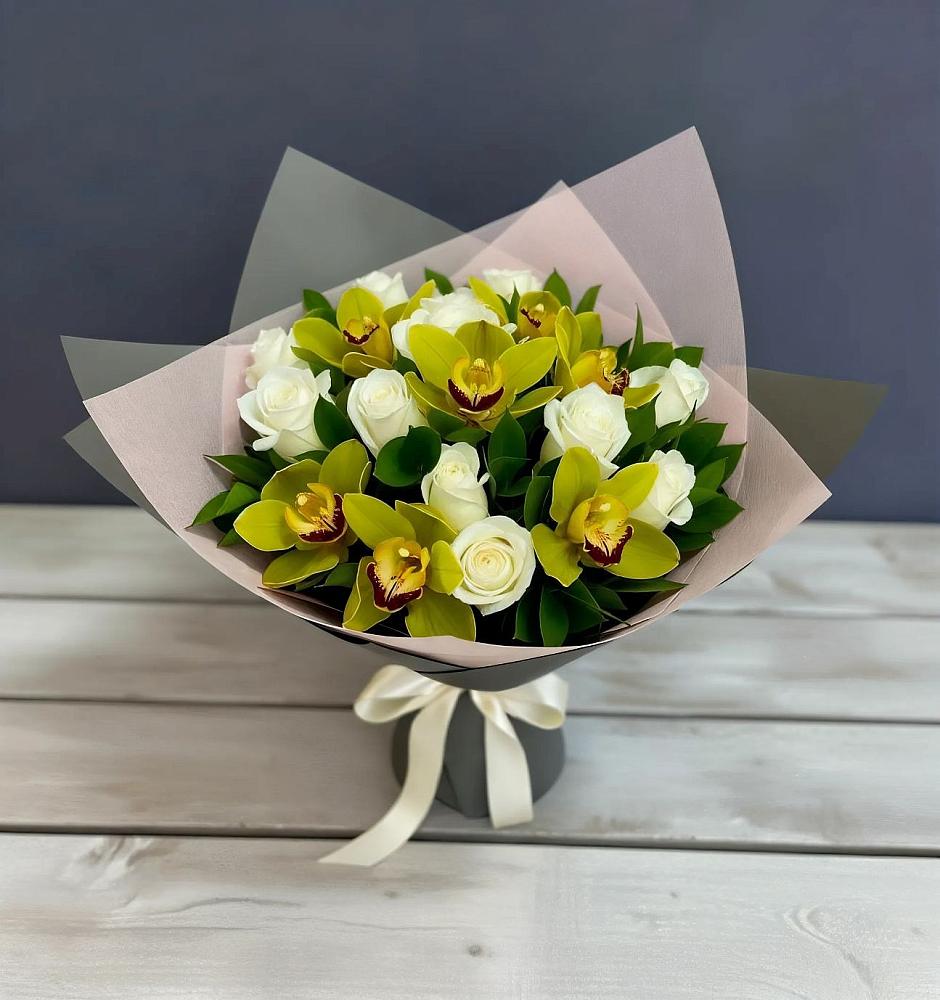 Букет цветов из: Орхидеи и Розы в Тырети 1-й