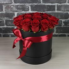 Цветочная композиция из Розы в шляпной коробке в Тырети 1-й