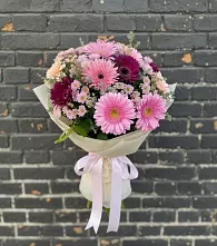Букет цветов из:  Герберы и Хризантемы #REPLACE_PRED# Тырети 1-й
