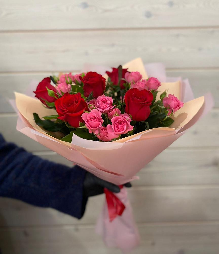 Букет цветов из: Розы в Тырети 1-й