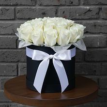 Цветочная композиция из Розы в шляпной коробке в Тырети 1-й