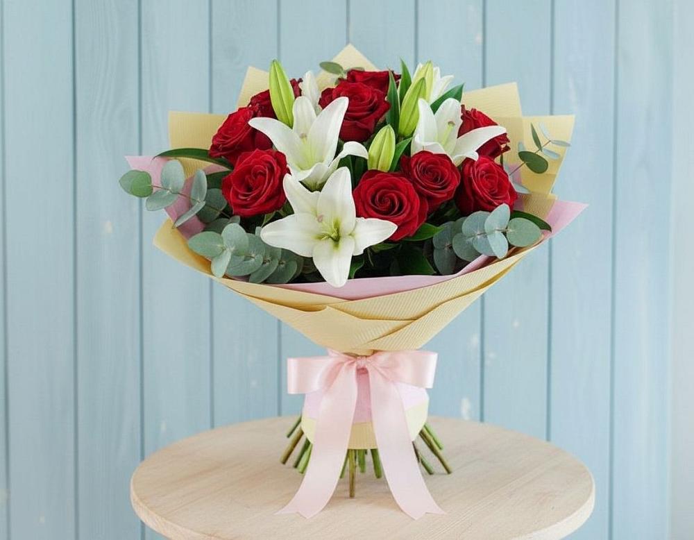 Букет цветов из: Лилии и Розы в Тырети 1-й